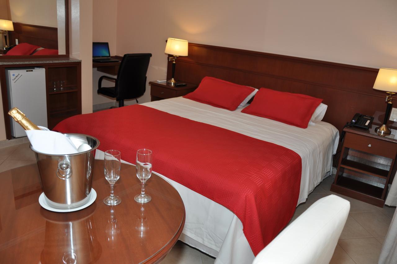 Realnoa Hotel Tartagal Zewnętrze zdjęcie