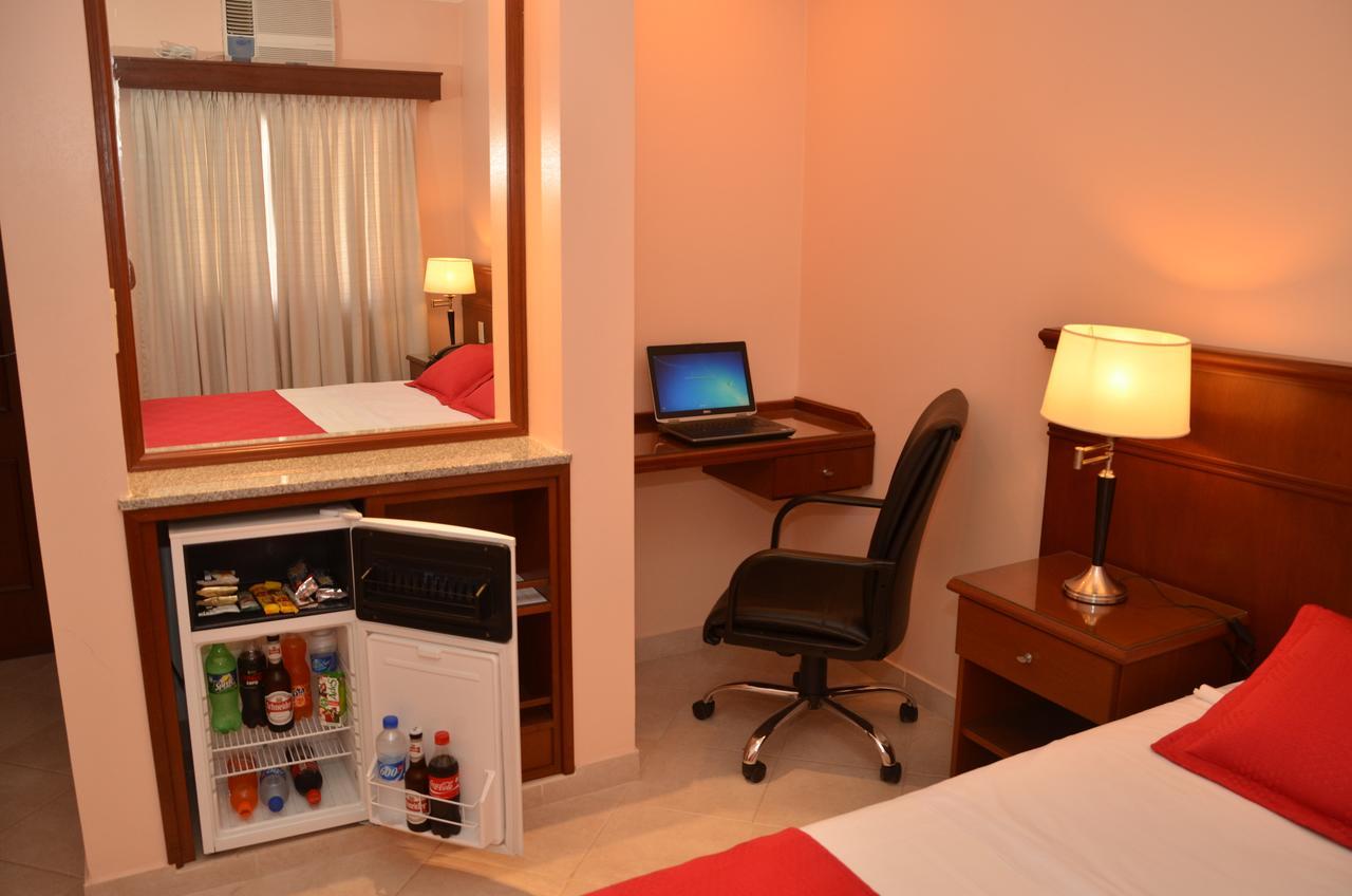 Realnoa Hotel Tartagal Zewnętrze zdjęcie