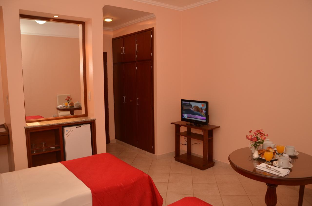 Realnoa Hotel Tartagal Zewnętrze zdjęcie